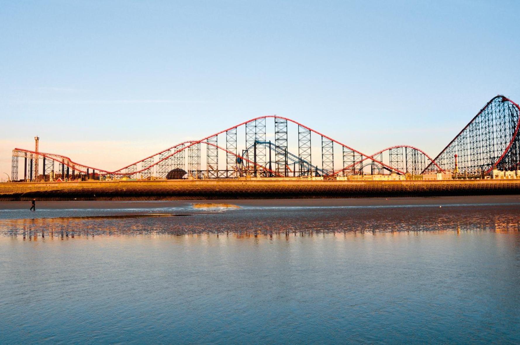 Boulevard Hotel بلاكبول المظهر الخارجي الصورة The Pleasure Beach