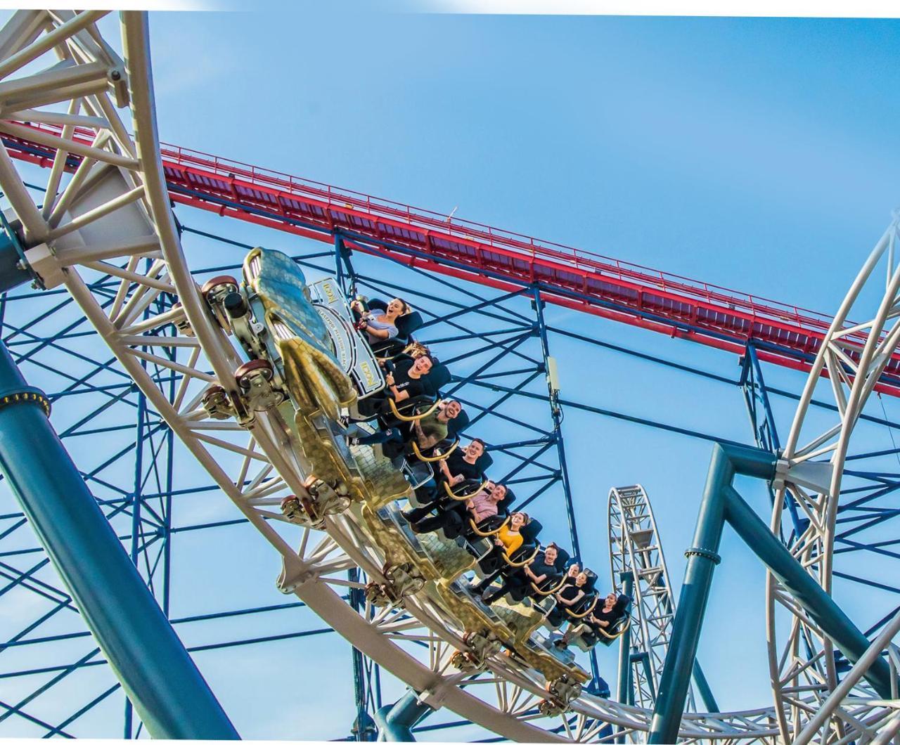 Boulevard Hotel بلاكبول المظهر الخارجي الصورة The Dragon roller coaster