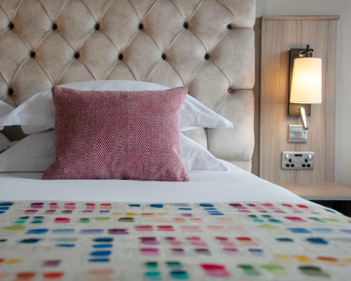 Boulevard Hotel بلاكبول المظهر الخارجي الصورة A bedroom at the hotel