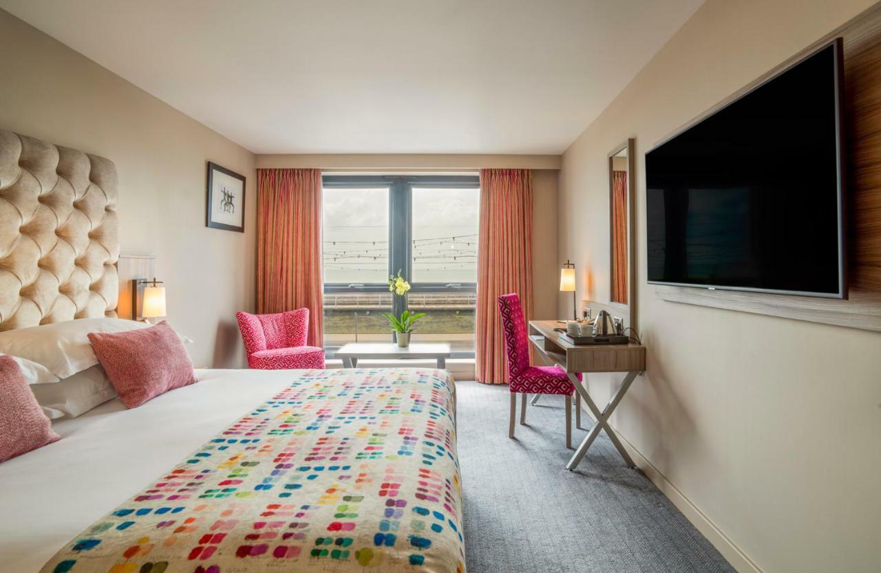 Boulevard Hotel بلاكبول المظهر الخارجي الصورة A room at the hotel